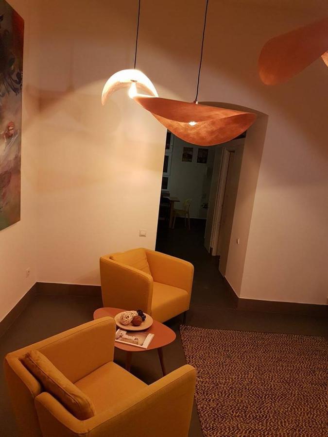 Stylish Holiday Art Apartment - Wifi & Great Location Budapest Esterno foto