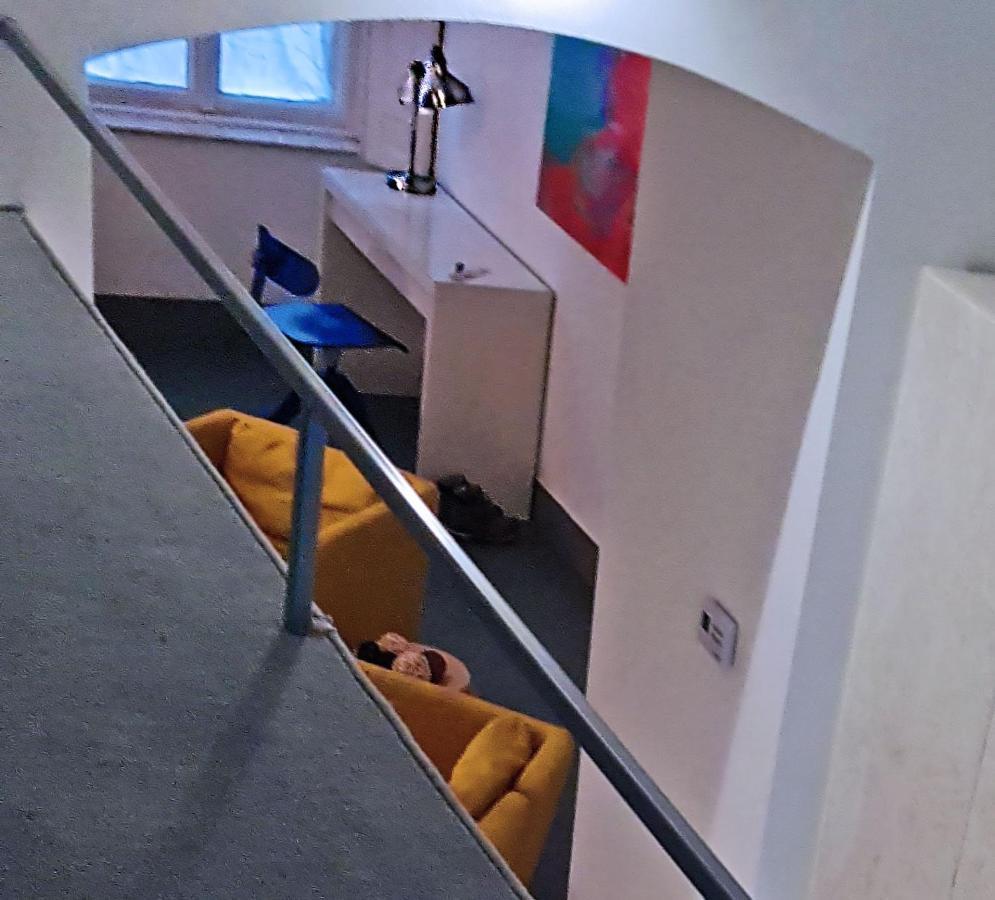 Stylish Holiday Art Apartment - Wifi & Great Location Budapest Esterno foto