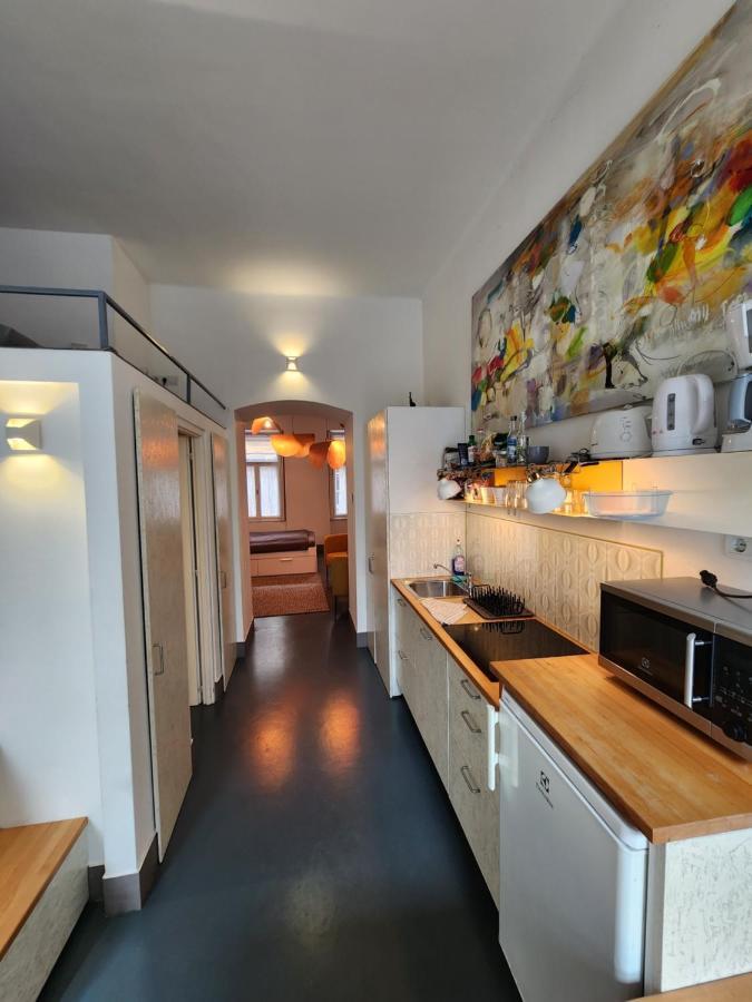 Stylish Holiday Art Apartment - Wifi & Great Location Budapest Esterno foto